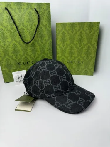 Boné Gucci Jacquard GG Supreme