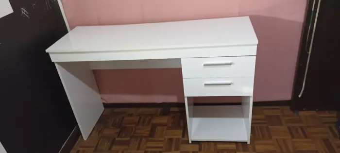 Vendo escrivaninha