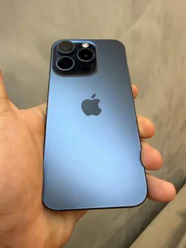 iPhone 15 pro, 128 gb, Azul. 