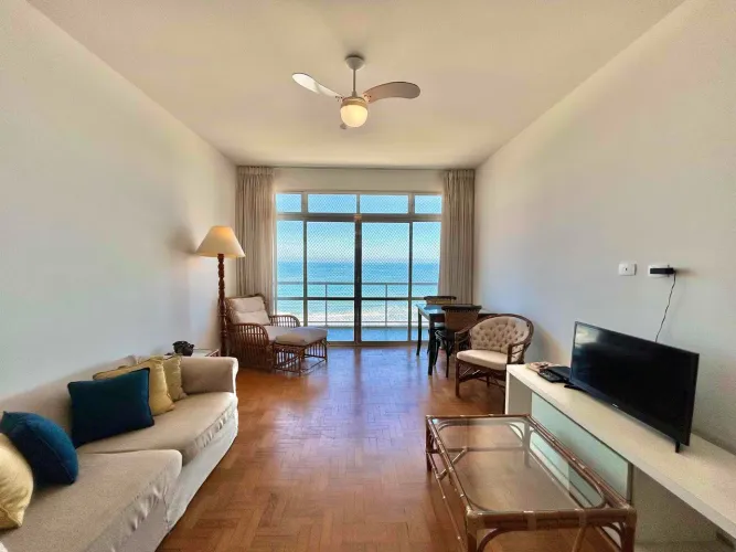 Apartamento à Venda Beira Mar na Pitangueiras no Guarujá | QVista Inteligência Imobiliária