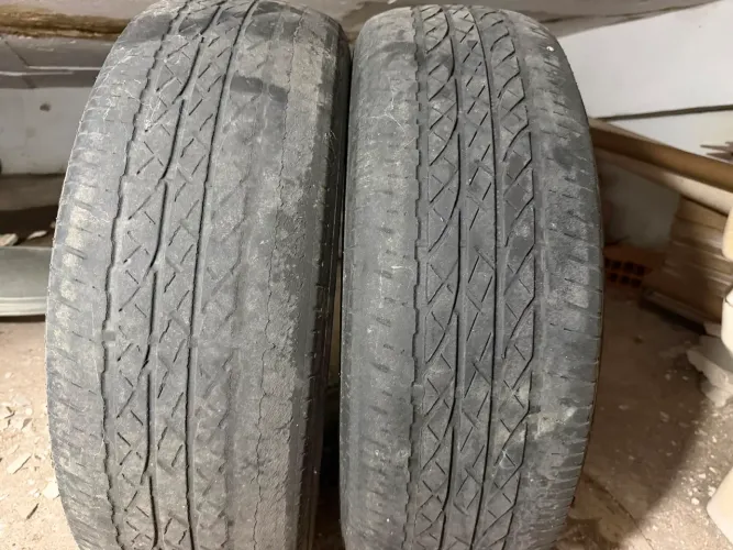 Pneus 225/65/17