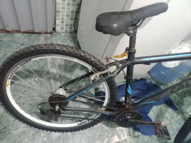 Vendo bicicleta da Calol semi novo