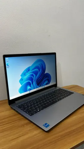 Notebook Lenovo i5 12ª