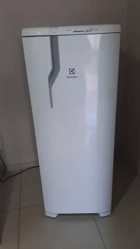 Electrolux 240 litros