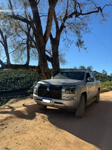 Mitsubishi TRITON HPE-S 2.4 CD 4X4 TB Diesel Aut. 2026