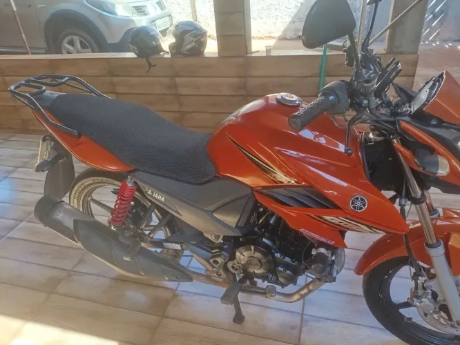 Fazer 150 vendo ou troco em Celta 2011