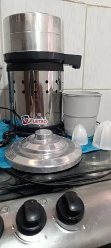Espremedor de Laranja Industrial