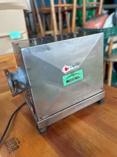 Moedor de Carne Eccel - Usado