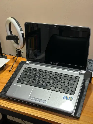 Notebook Itautec Infoway W7435 - Funcionando