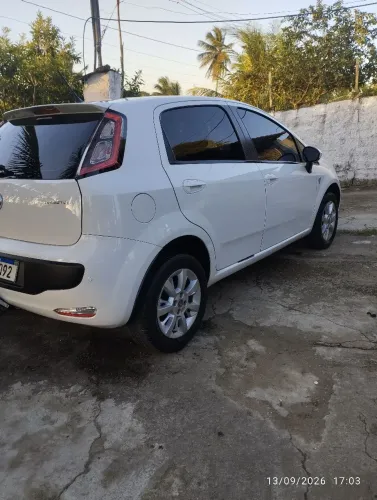 Fiat Punto Attractive Italia 1.4 F.flex 8V 5P 2015