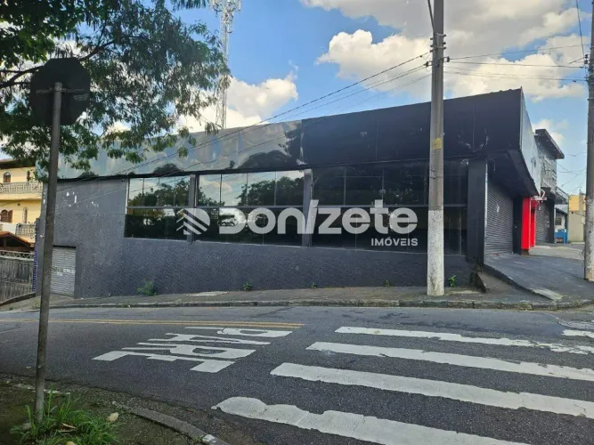 Galpão comercial para locação em Santo André, no bairro Jardim Santo Antônio.