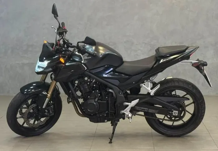 HONDA CB 500F 2023