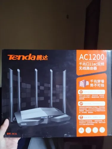 Roteador tenda C11