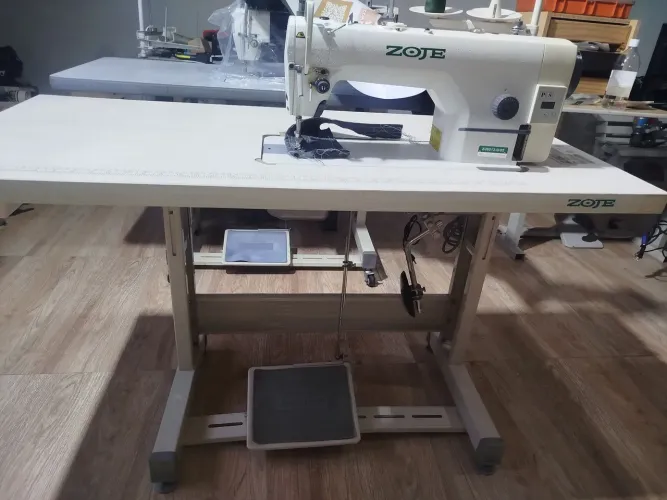 Máquina zoje direct drive semi nova!