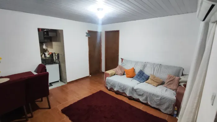 Casa 2 Qts por R$ 600 - Água de Poço e Luz Inclusa - Próximo à Joaquim da Costa Lima