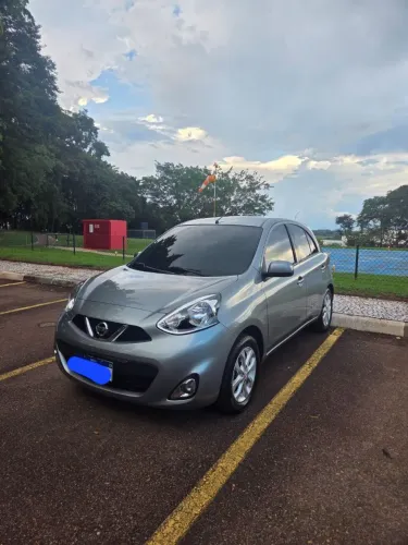 Nissan March SV 1.0 12V Flex 5P 2016