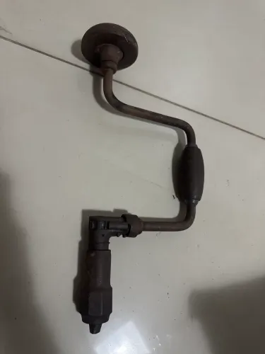 Furadeira Manual Antiga (Berbequim) - Ferramenta Vintage