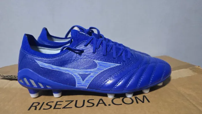 Chuteira Mizuno Morelia Neon FG