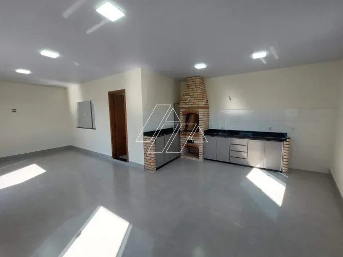 Casa com 2 dormitórios (1 suíte) e 6 vagas à venda no Jardim Flora Rica Marília/SP