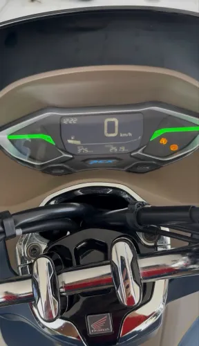 PCX DLX 160