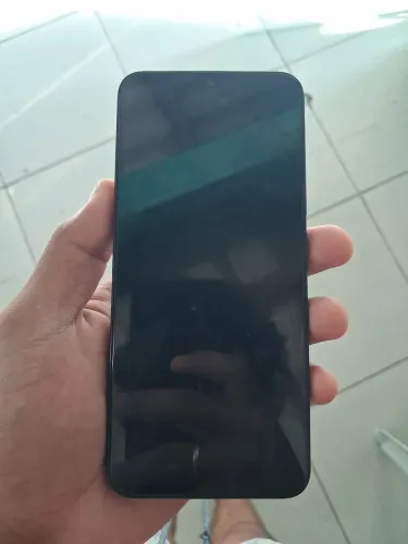 Celular Moto G20