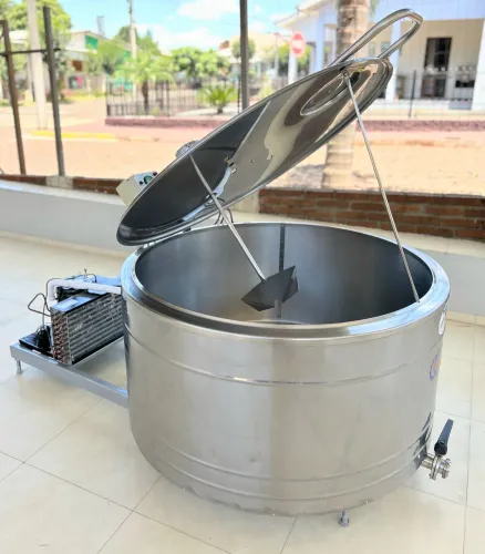 Tina Tanque 500 Litros Refrigerador Inox de Leite Sorvetes Açaí Agua de Coco Misturador