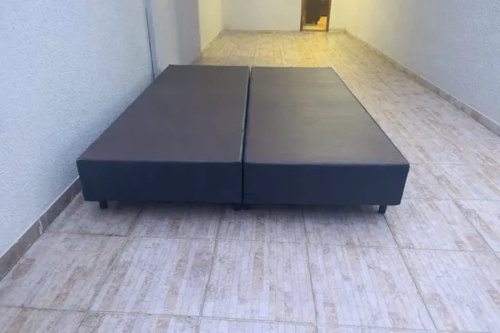 Base Cama Box Queen Ortobom- usada. 