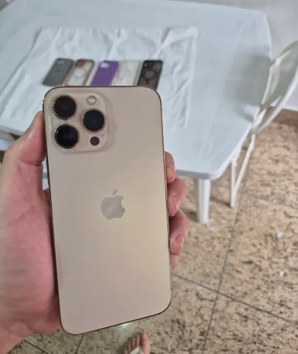 iPhone 13 Pro Max Completo + 5 Capinhas + Carregador
