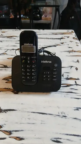 Telefone sem fio digital Intelbras TS 3130 com secretária eletrônica