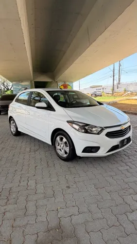 Chevrolet Onix Hatch LT 1.4 8V Flex Aut. 4P 2019