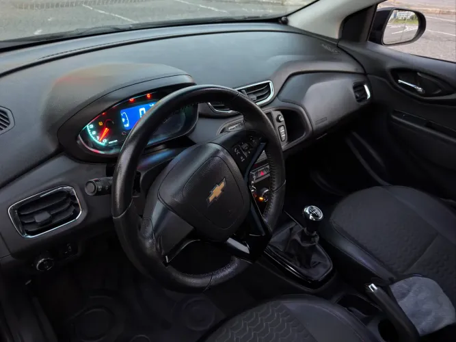 Chevrolet Onix Hatch LTZ 1.4 8V Flex Mec. 4P 2018