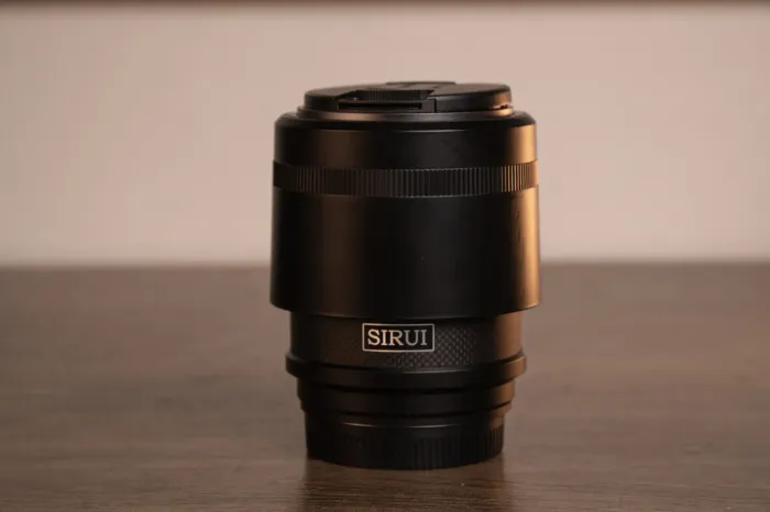 ? Sirui Sniper 56mm f/1.2
