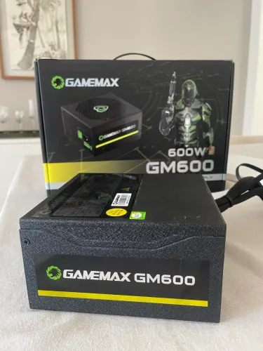 Fonte Gamemax Gs600 600w