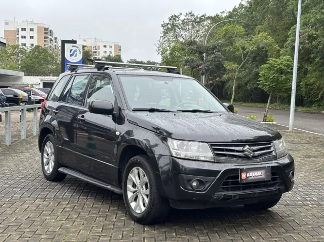 Suzuki Grand Vitara 2.0 16V 3P 2013