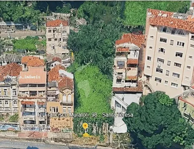 Terreno com 225m2 na parte baixa de Santa Teresa.