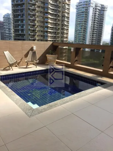 Cobertura de luxo para locação na Barra da Tijuca, Rio de Janeiro-RJ: 4 quartos, 3 suítes,