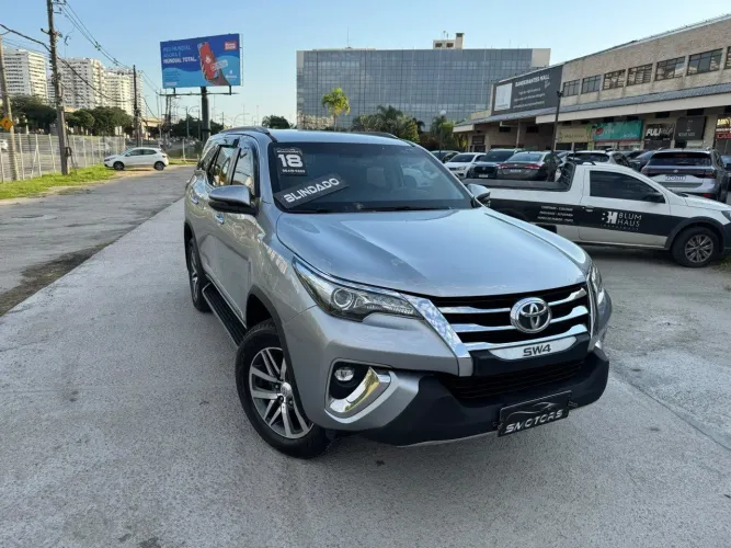 Toyota Hilux SW4 4X4 2.8 Diesel 2018