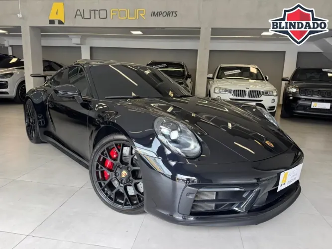 Porsche 911 Carrera 3.0 24V H6 PDK 2024