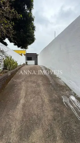 Casa para aluguel com 1 quarto em Vila Mury - Volta Redonda - RJ