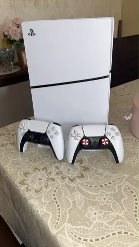 Ps5 slim 2 controles 