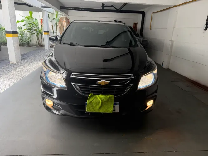 Chevrolet Onix Hatch LTZ 1.4 8V Flex Power Aut. 4P 2016