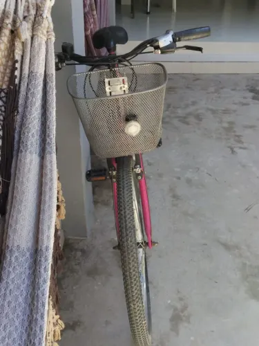 Vendo bicicleta semi nova todas as peças originais