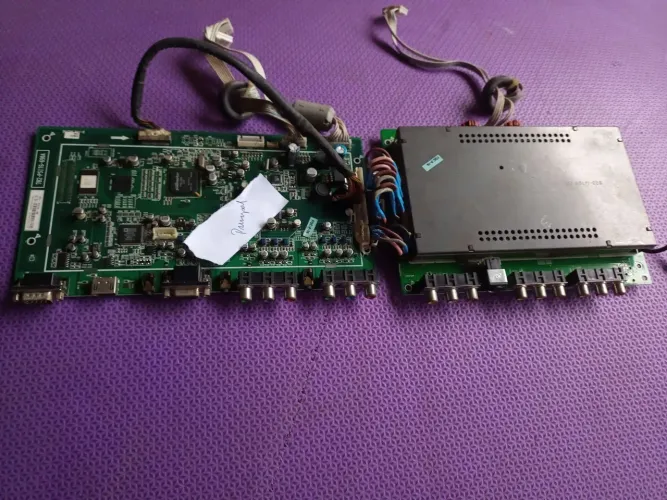 Placa principal TV Gradiente Plt 4230 