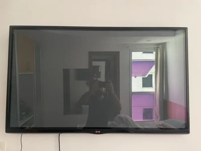 TV de plasma LG 50? + Suporte de parede + TV box