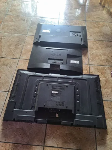 Tvs com tela ruin aproveitar peças