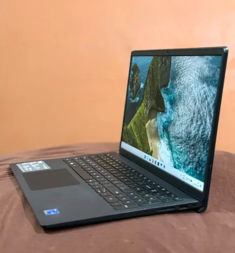 Notebook Dell Inspiron i5 12ª Geração | 8GB RAM | SSD 512GB | Tela Full HD - R$2.300