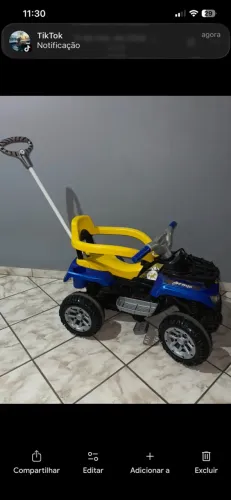 Quadriciclo infantil