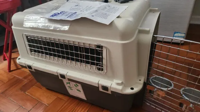 Caixa de Transporte para Cães e Gatos Gomoov M