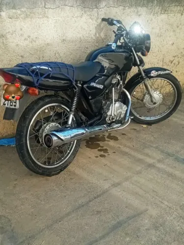Moto em perfeito estado boa para trabalho