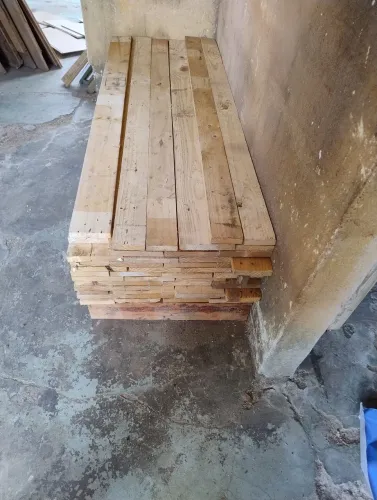 Tábuas de pinus dimensões 1.46 x 14cm